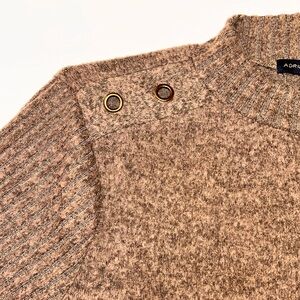 Adrienne Vittadini Brown Asymmetrical Hem Knit Sweater L Gold Grommet Detail